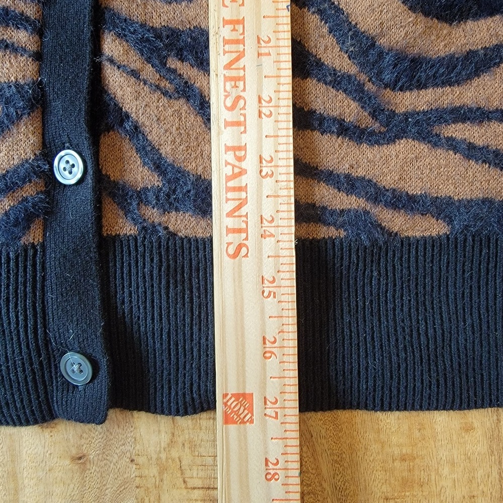 Banana Republic Zebra Animal Print Black Brown Cardigan Sweater V Neck Size XS - Picture 5 of 12